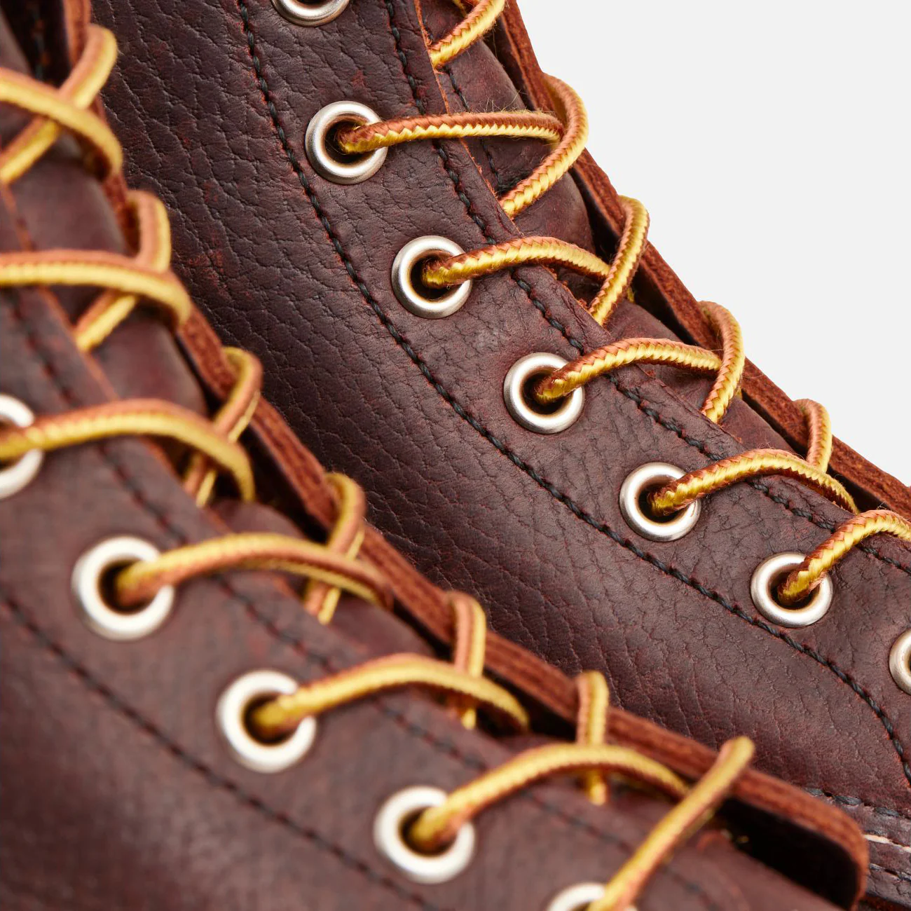 Classic Moc Toe 8138 - Briar Oil Slick - Image 3